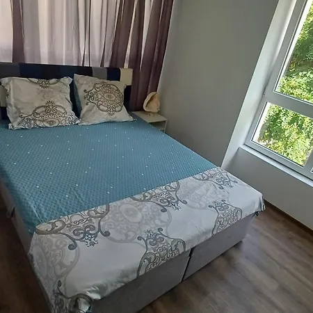 синя пеперуда Blue Butterfly Апартаменти